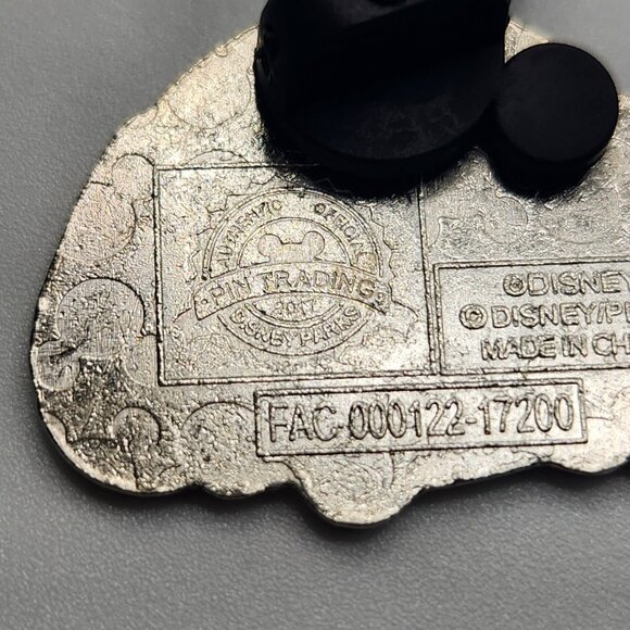 Disney Pin Trading Tsum Tsum Mystery Series 5 Dug Dog From Up 2017 Disney Parks - Picture 3 of 4